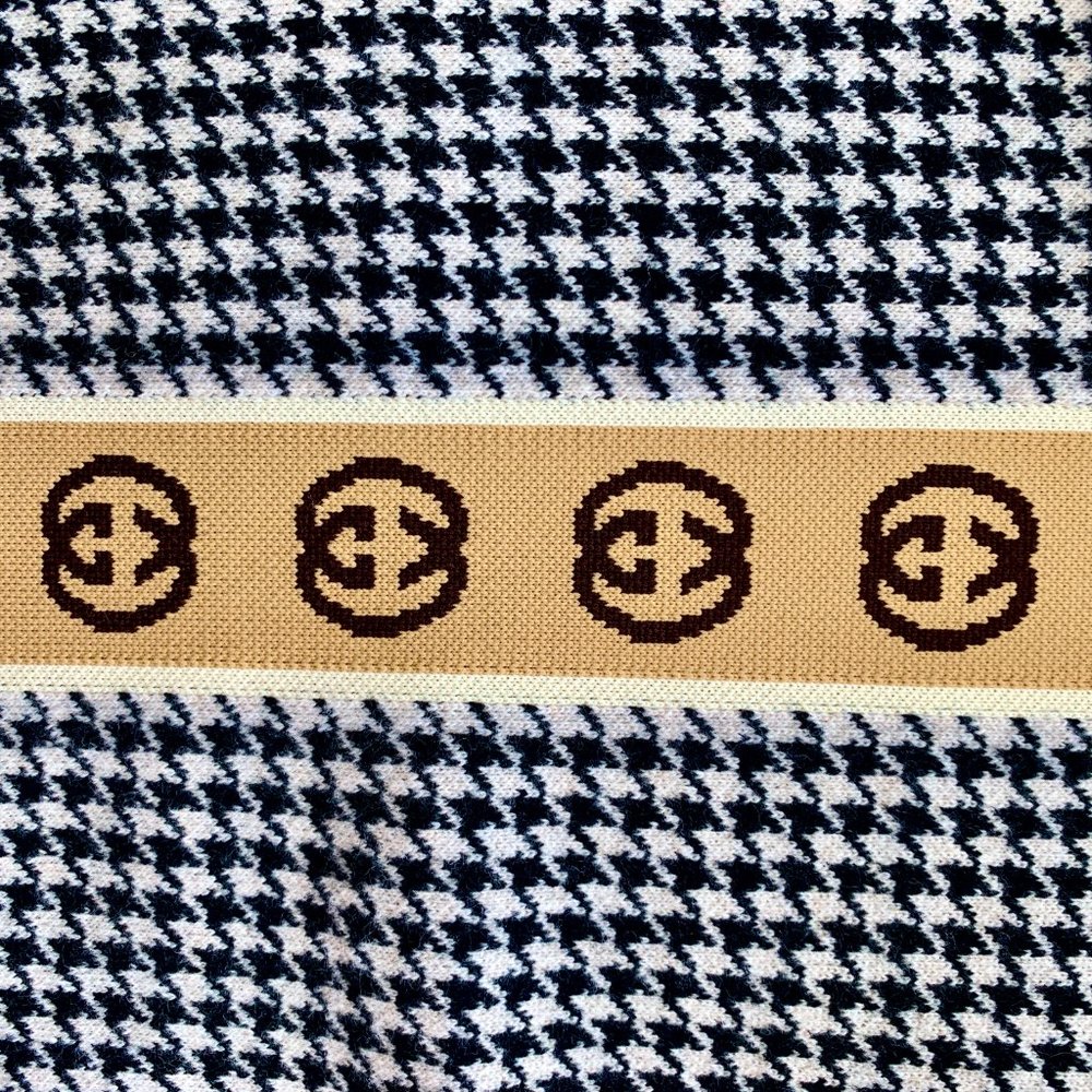 Gucci Interlocking Gg Houndstooth Wool Scarf Blac… - image 2